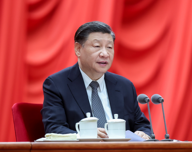4月3日，，，，，，，学习贯彻习近平新时代中国特色社会主义头脑主题教育事情聚会在北京召开。。。。。。。中共中央总书记、国家主席、中央军委主席习近平出席聚会并揭晓主要讲话。。。。。。。